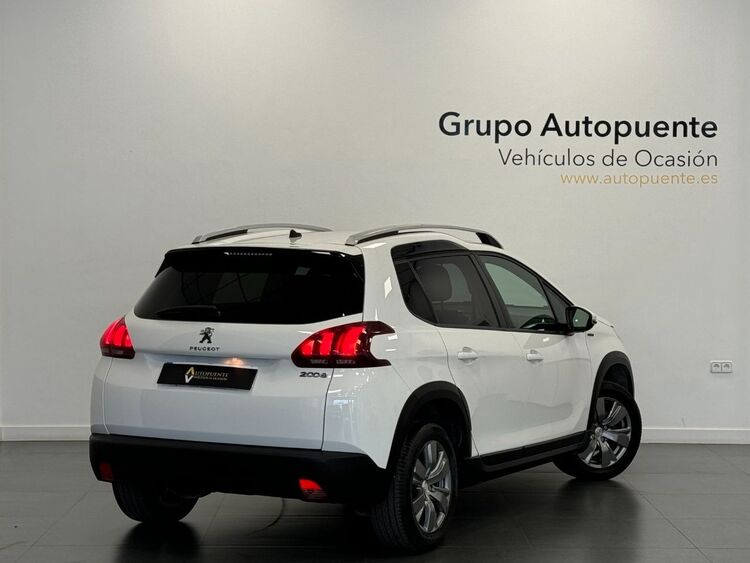 Peugeot 2008 SIGNATURE foto 4