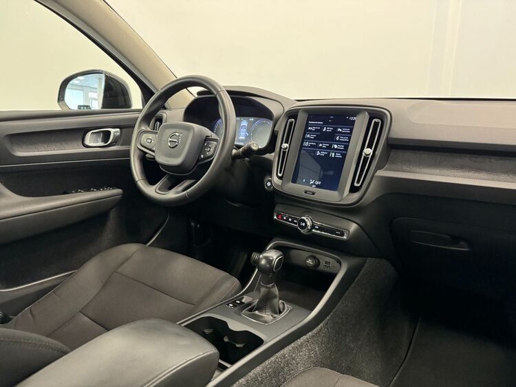 Volvo XC40 BASIS foto 12