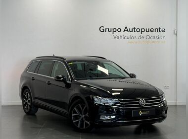 Volkswagen - Passat