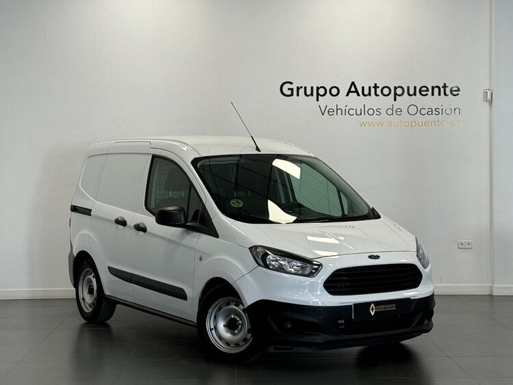 Ford Transit Courier AMBIENTE foto 2