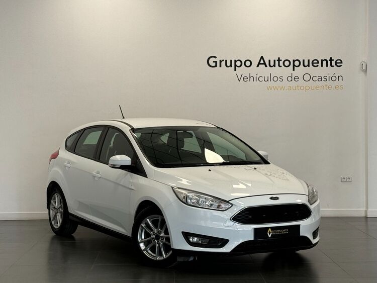 Ford Focus TREND foto 2