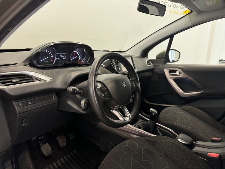 Peugeot 2008 active foto 14