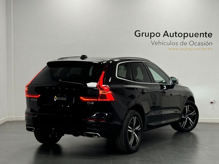 Volvo XC-60 R DESIGN foto 4