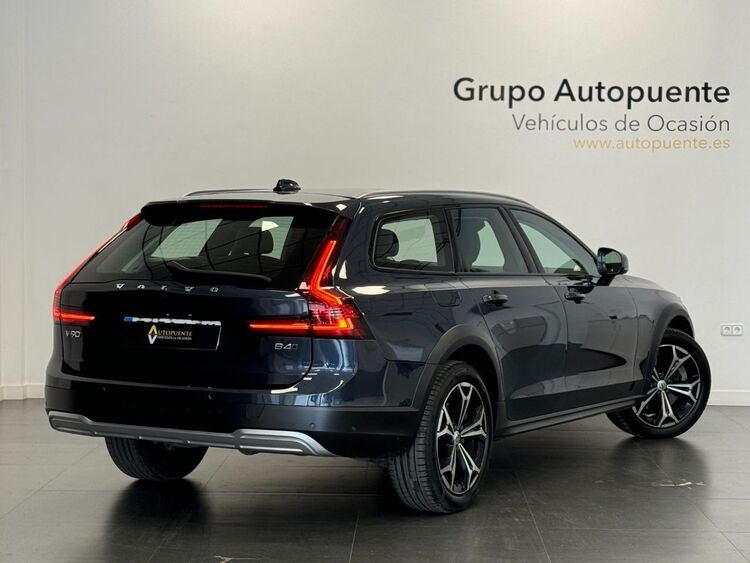 Volvo V90 Cross Country B4 foto 4