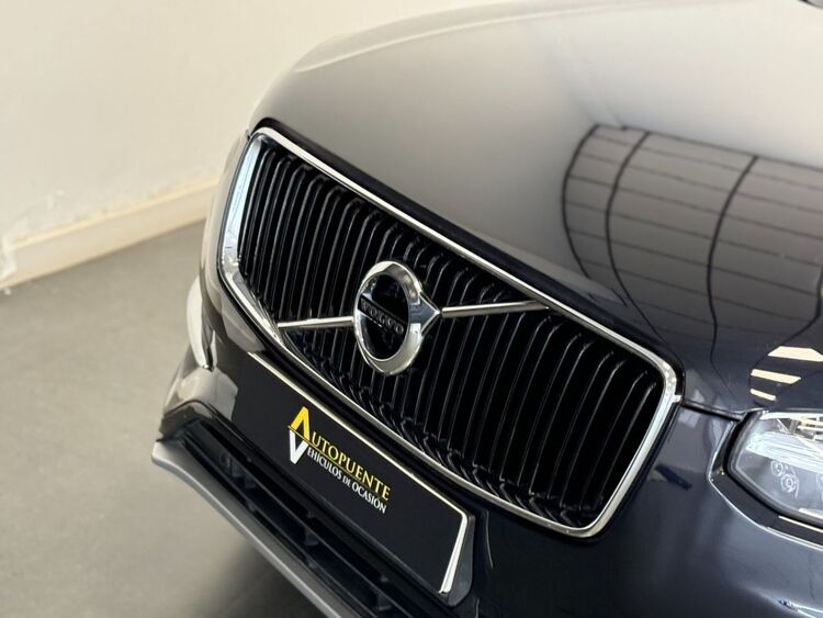 Volvo XC-90 MOMENTUM AUTO foto 45