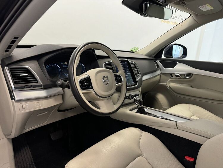 Volvo XC-90 MOMENTUM AUTO foto 8