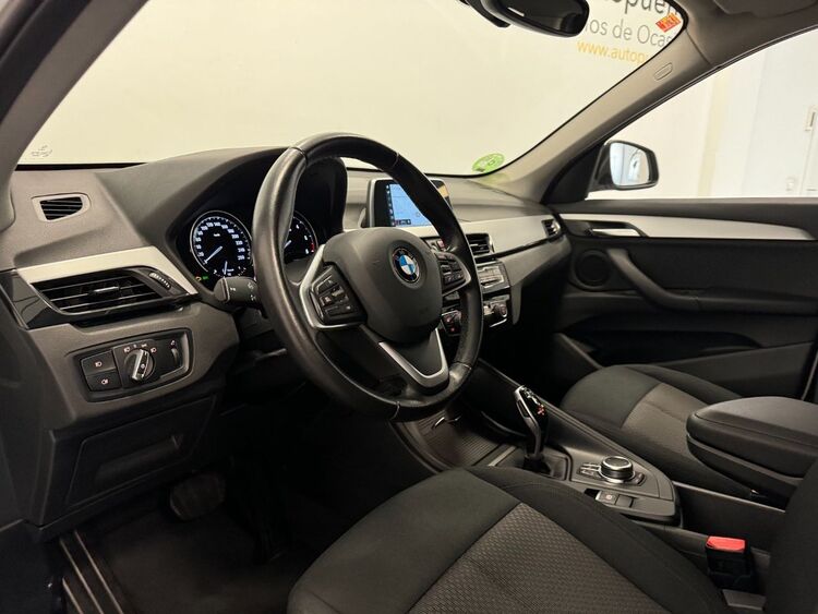 BMW X1 SDRIVE 18D foto 8