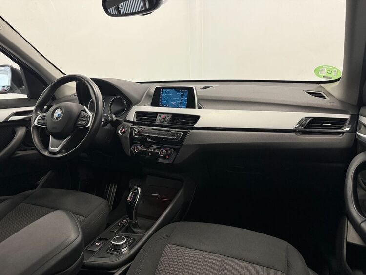 BMW X1 SDRIVE 18D foto 11