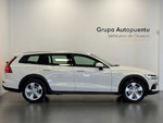 Volvo V60 D4 AWD AUTO miniatura 3