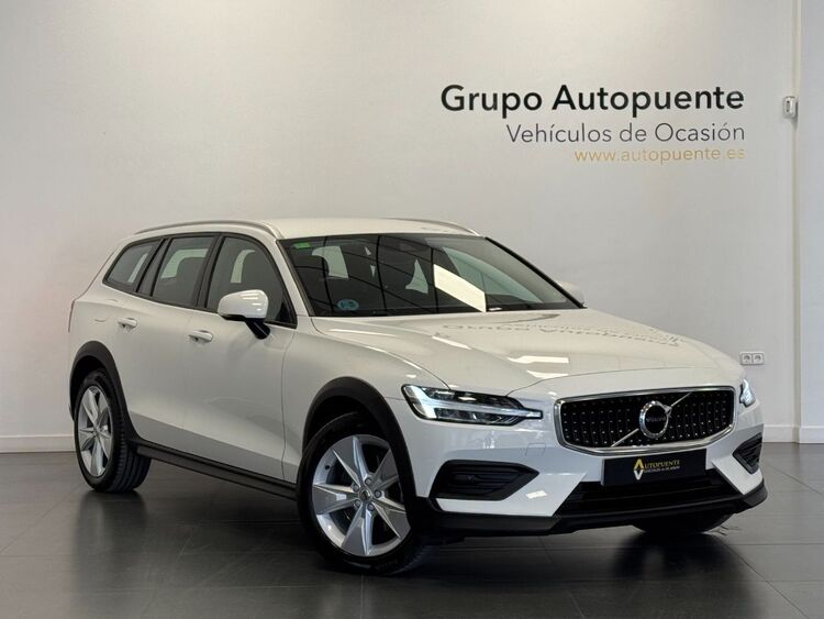 Volvo V60 D4 AWD AUTO foto 2