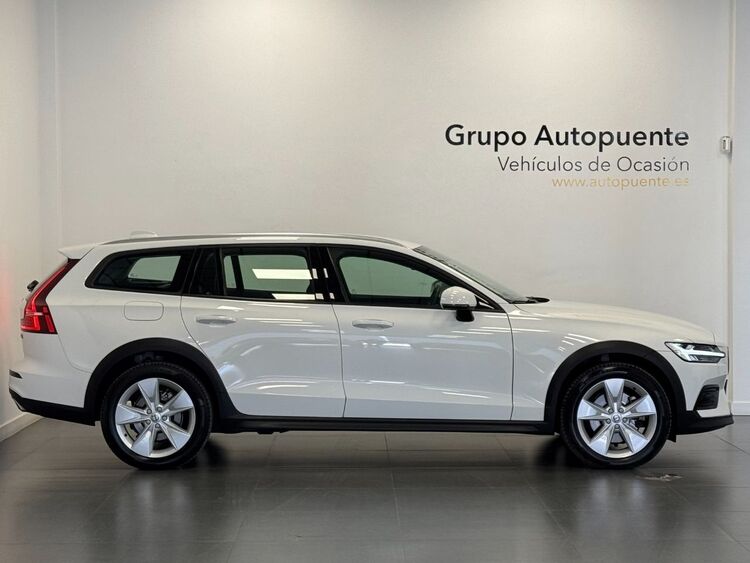 Volvo V60 D4 AWD AUTO foto 3