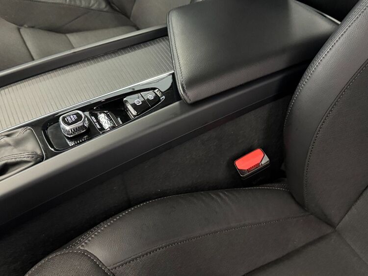Volvo V60 D4 AWD AUTO foto 25