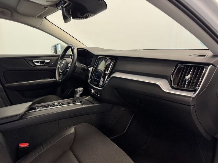 Volvo V60 D4 AWD AUTO foto 27
