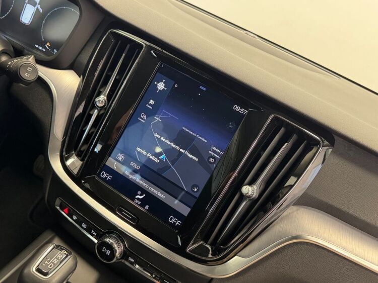 Volvo V60 D4 AWD AUTO foto 30
