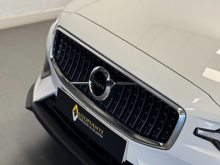 Volvo V60 D4 AWD AUTO foto 42