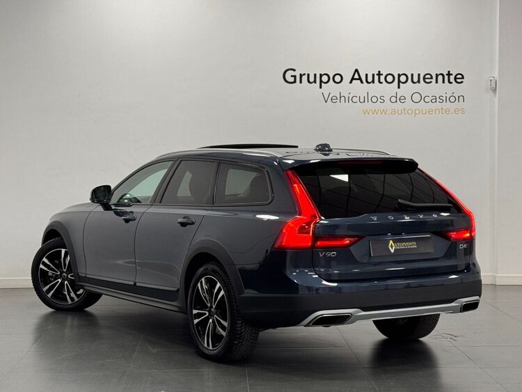 Volvo V90 CROSS COUNTRY D4 AWD PRO AUTO foto 5