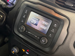 Jeep Renegade SPORT miniatura 30