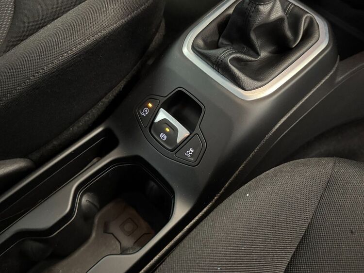 Jeep Renegade SPORT foto 33