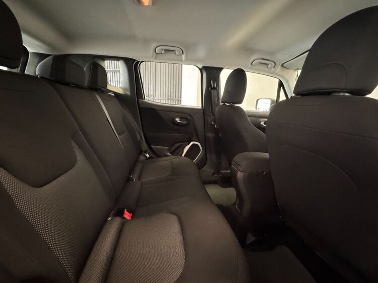 Jeep Renegade SPORT foto 36