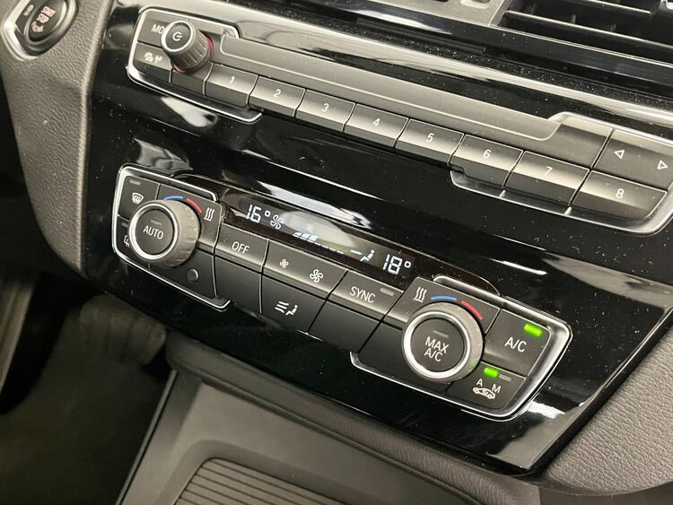BMW X1 SDRIVE 18D foto 39