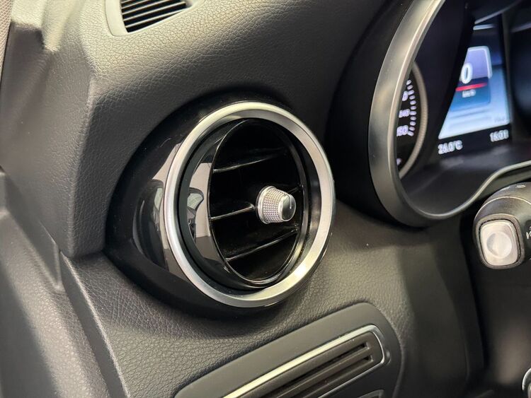 Mercedes Clase C 220 foto 17