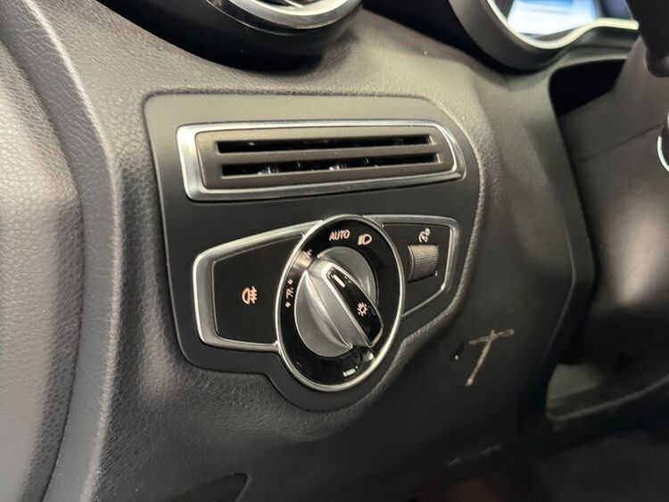 Mercedes Clase C 220 foto 18
