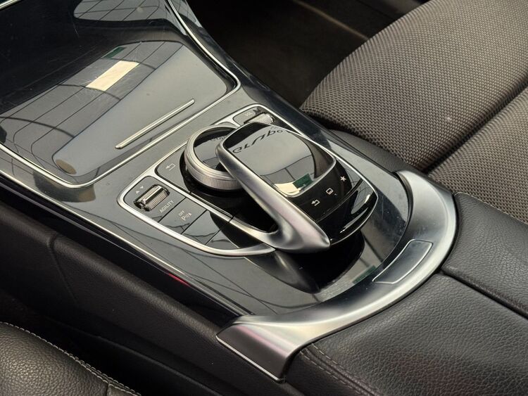 Mercedes Clase C 220 foto 26