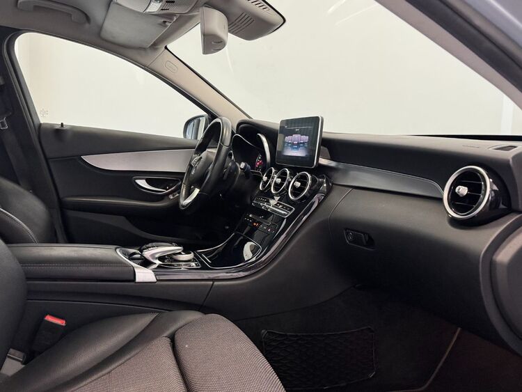 Mercedes Clase C 220 foto 27