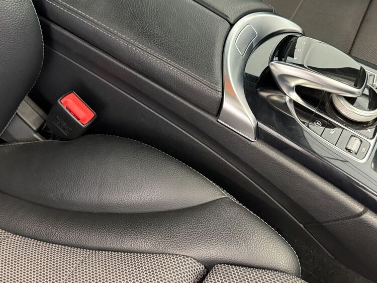 Mercedes Clase C 220 foto 37