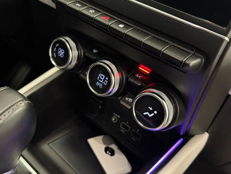 Renault Clio E-TECH HYBRID foto 38