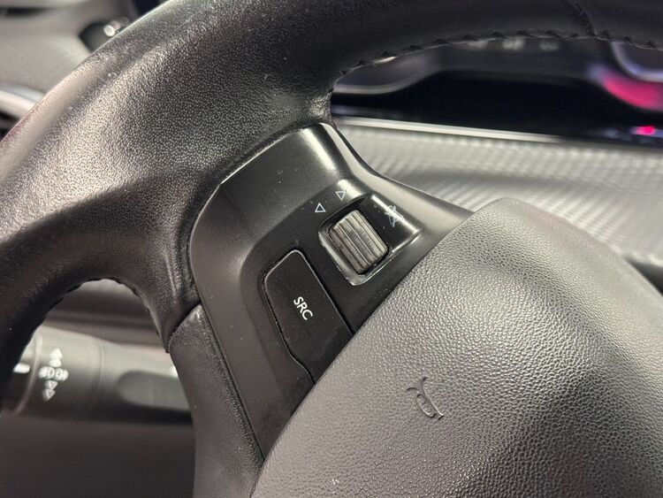 Peugeot 2008 STYLE foto 24