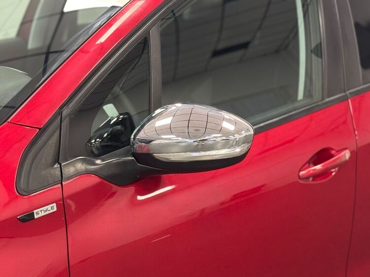 Peugeot 2008 STYLE foto 42