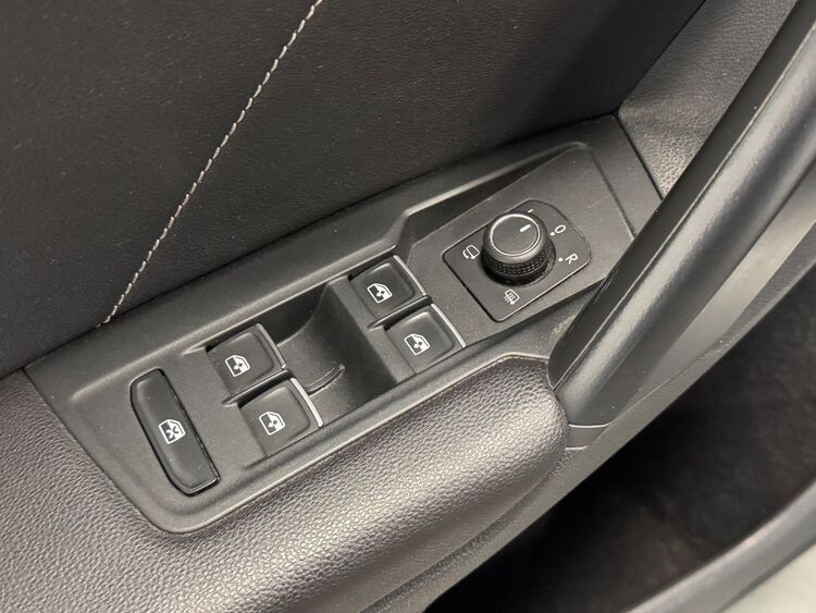 Volkswagen Tiguan R LINE foto 15