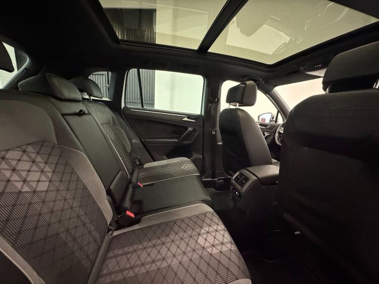 Volkswagen Tiguan R LINE foto 38
