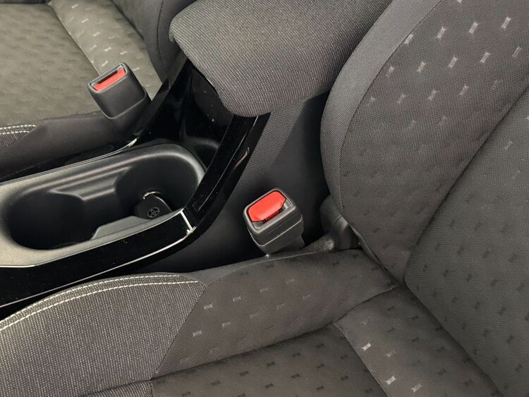 Toyota Corolla ACTIVE PLUS foto 25