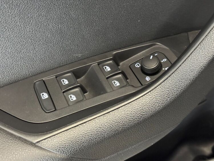 Skoda Karoq SPORT LINE foto 16