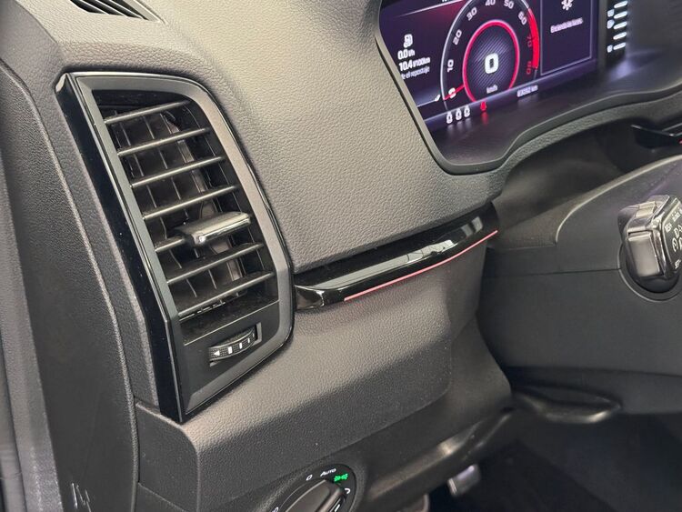 Skoda Karoq SPORT LINE foto 18