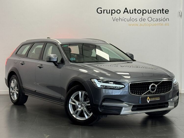 Volvo V90 CROSS COUNTRY foto 2