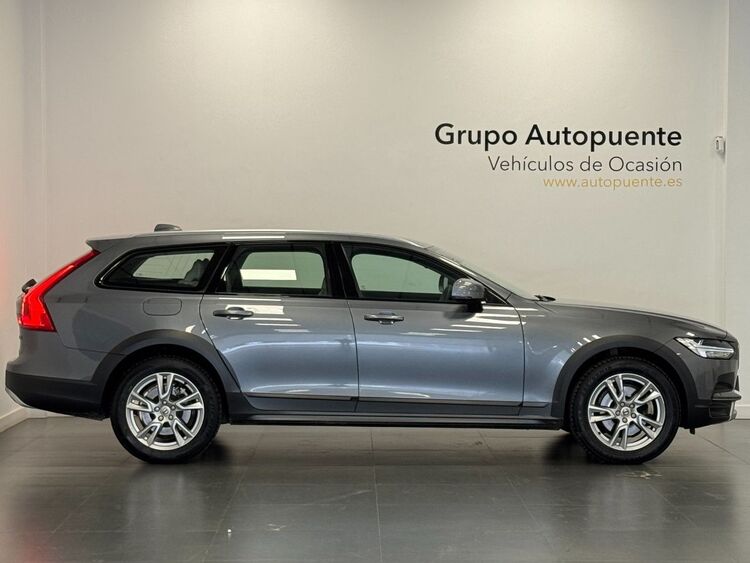 Volvo V90 CROSS COUNTRY foto 3