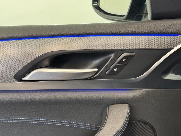 BMW X4 M foto 18