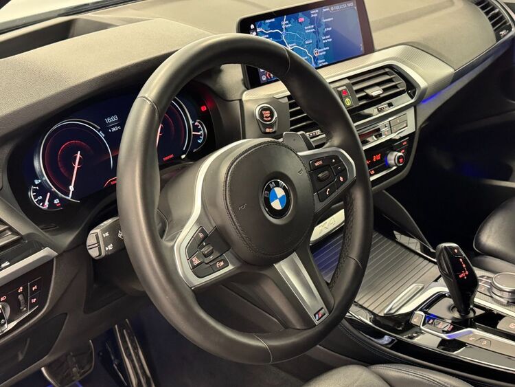 BMW X4 M foto 21