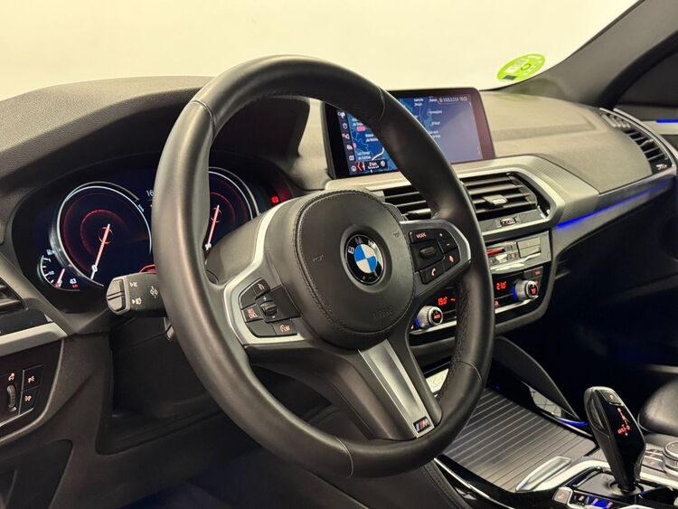 BMW X4 M foto 22