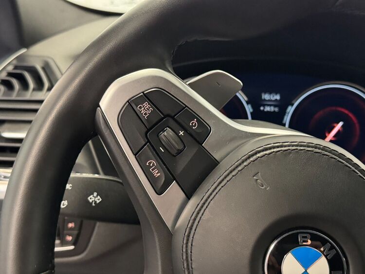 BMW X4 M foto 26
