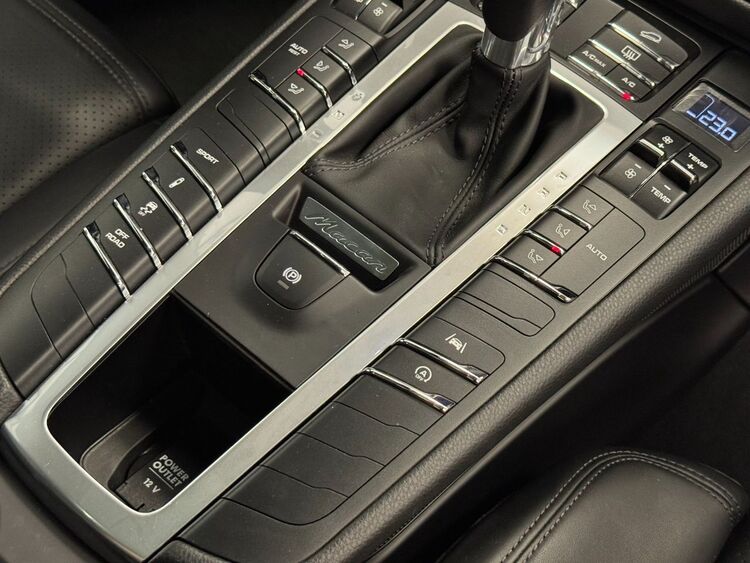 Porsche Macan S foto 38