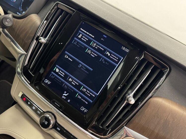 Volvo V90 CROSS COUNTRY foto 33