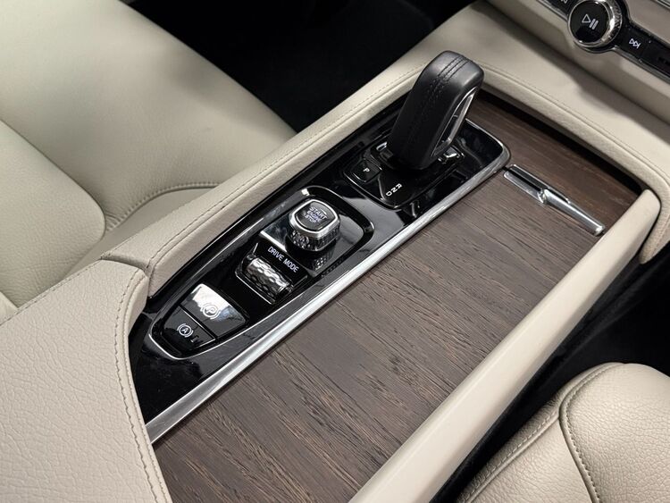Volvo V90 CROSS COUNTRY foto 38