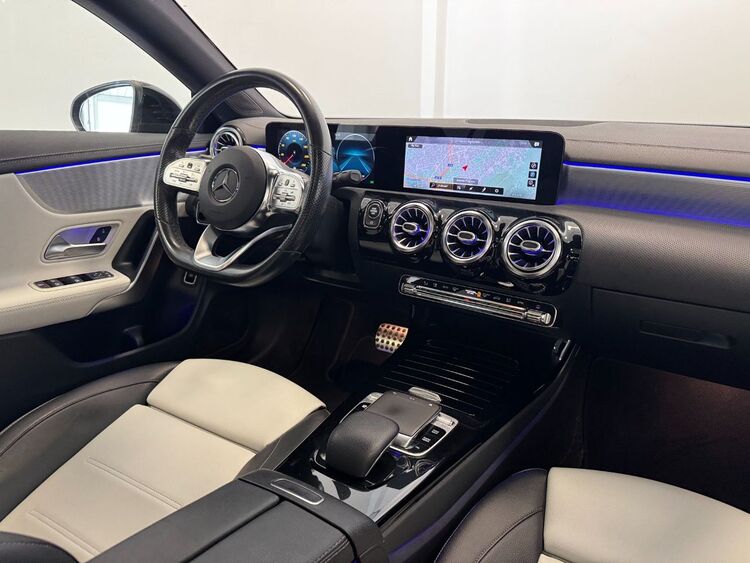 Mercedes CLA 200 foto 12