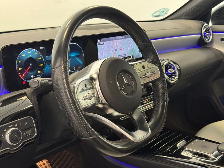 Mercedes CLA 200 foto 22
