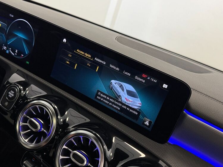 Mercedes CLA 200 foto 37