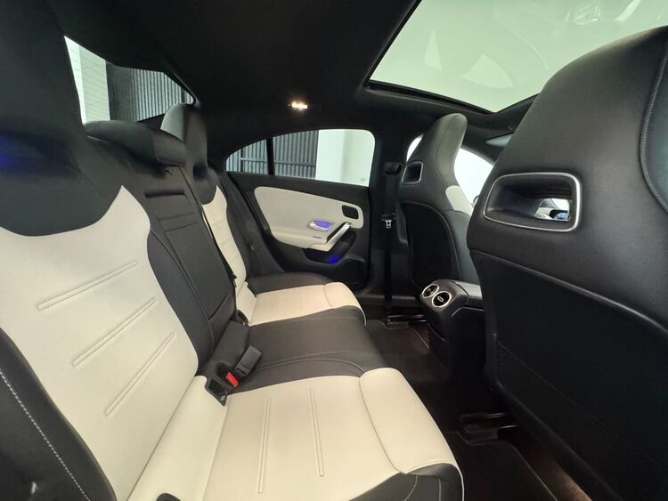 Mercedes CLA 200 foto 46
